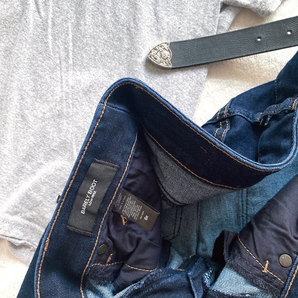 Express Barely Boot Low Rise Jeans - Picture 5 of 9